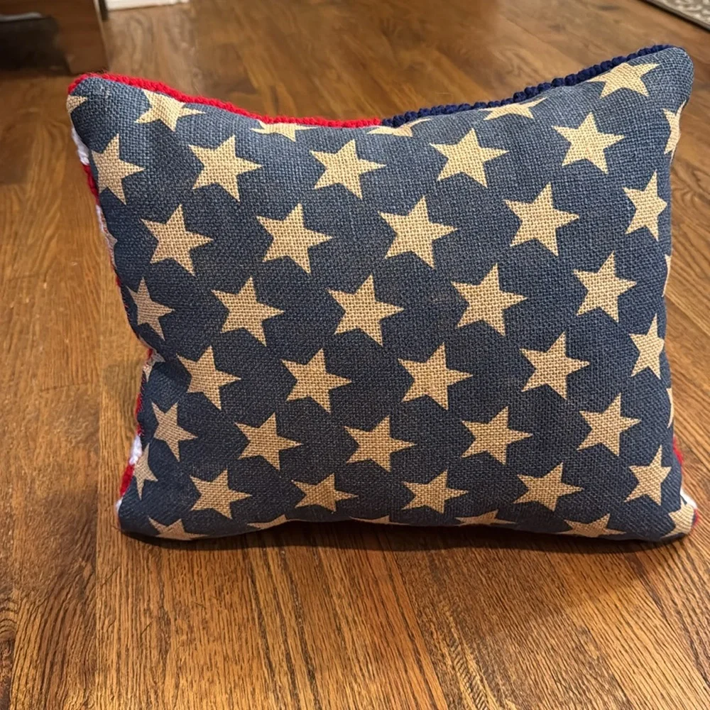 Patriotic Flag 🇺🇸 ❤️ 🤍 💙